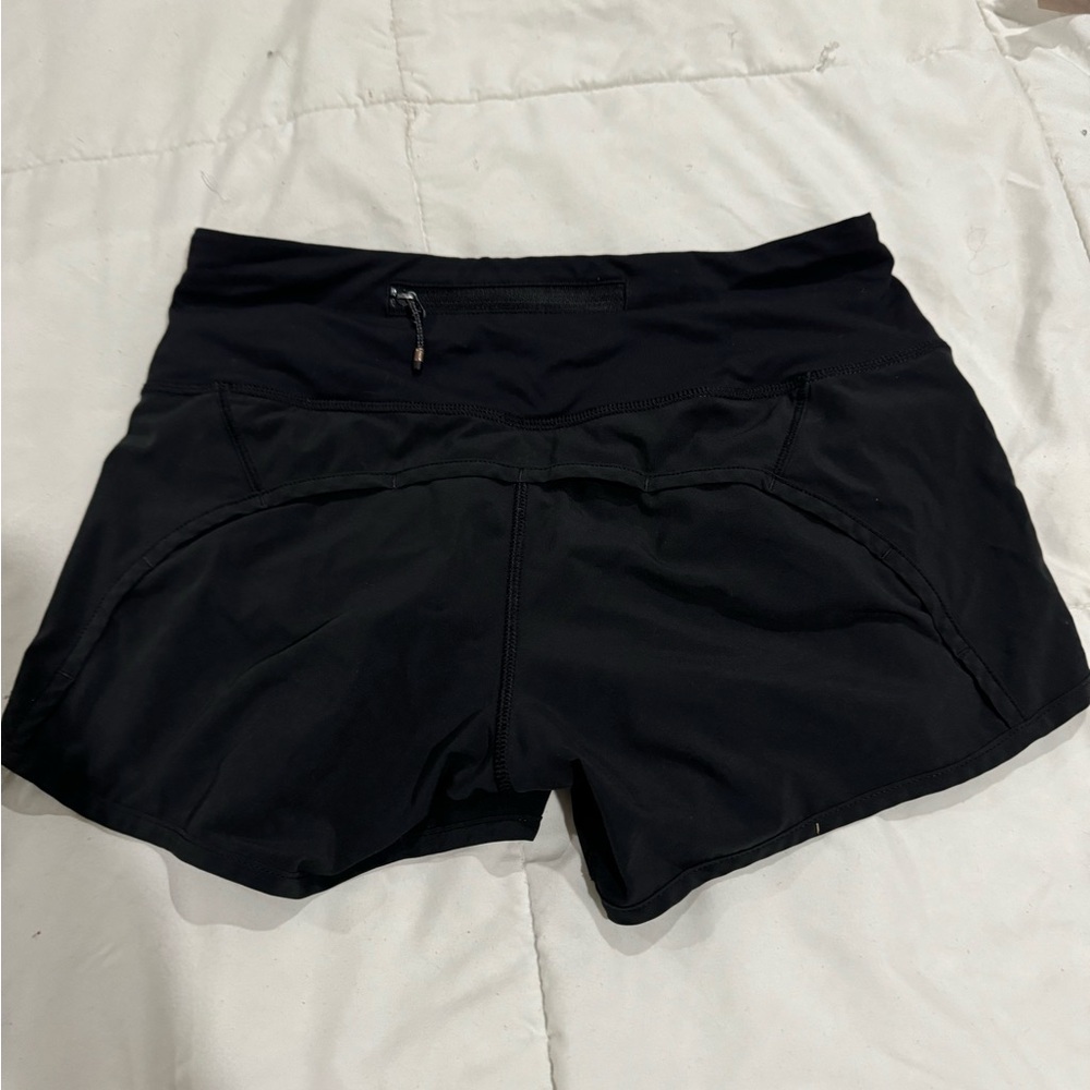 Black Lulu Lemon speed up shorts size 4